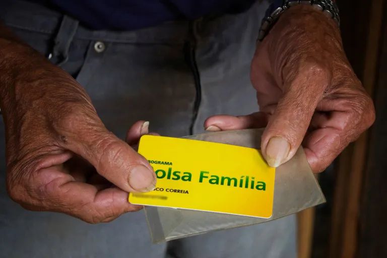 Beneficiários aguardando atendimento após anúncio do reajuste