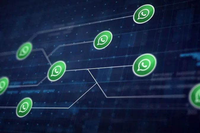 Tela do WhatsApp com canal de transmissão