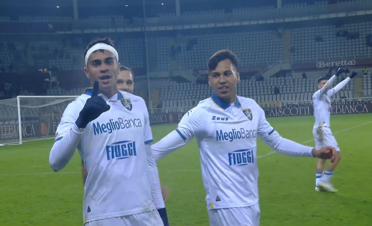 Reinier e Kaio Jorge em treino, agora rivais pelo clássico