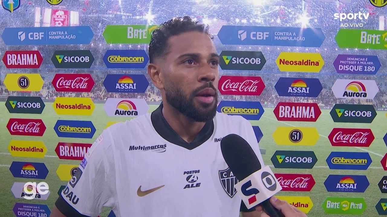 Renan Lodi comemorando gol pelo Flamengo