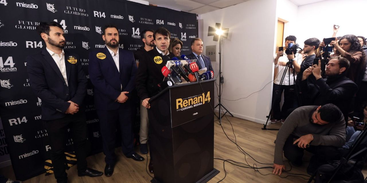 Renan Santos em entrevista coletiva