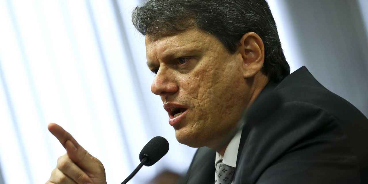 Convenção do Republicanos confirma candidatura de Tarcísio em São Paulo