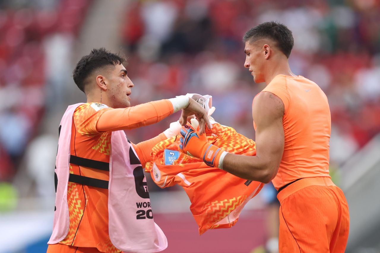 Rochet em ação pela seleção uruguaia