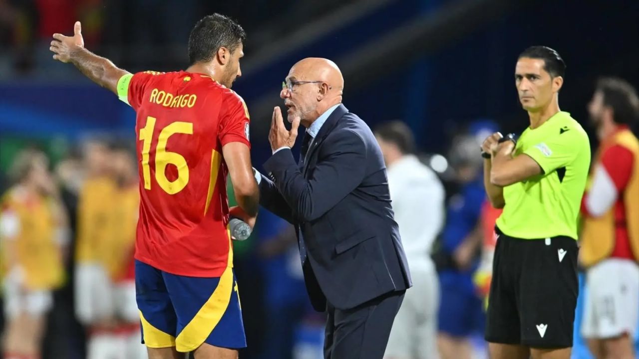 Rodri com a faixa de capitão
