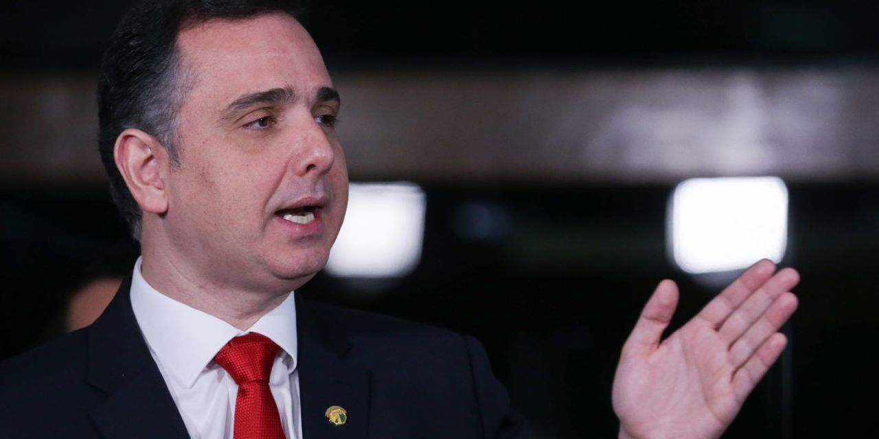 Rodrigo Pacheco em sessão no Senado