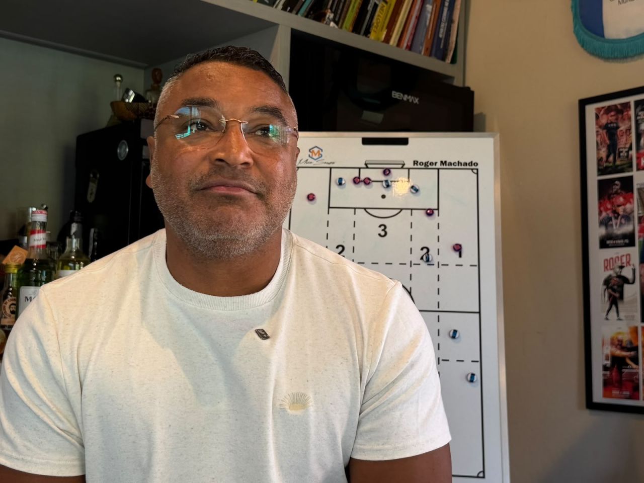 Roger Machado durante partida pelo São Paulo