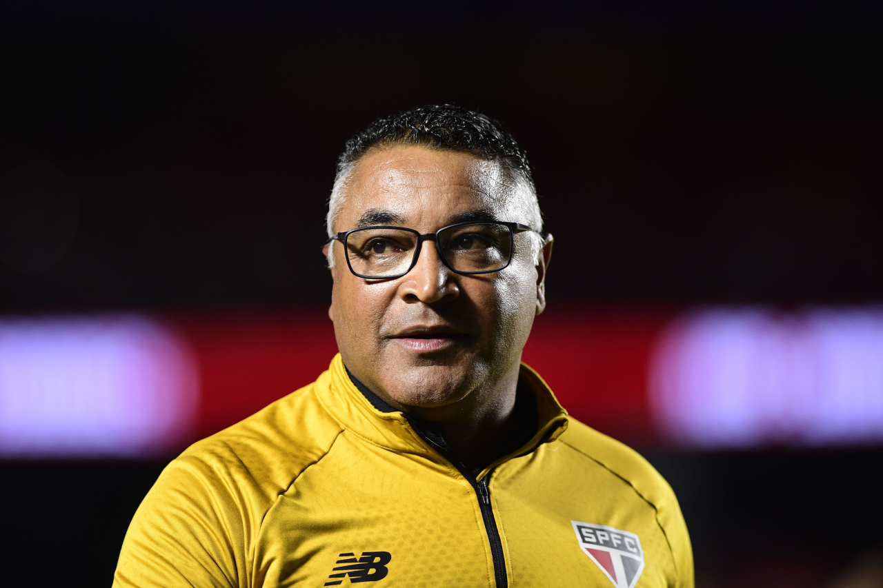 Roger Machado vaiado no Morumbi após partida