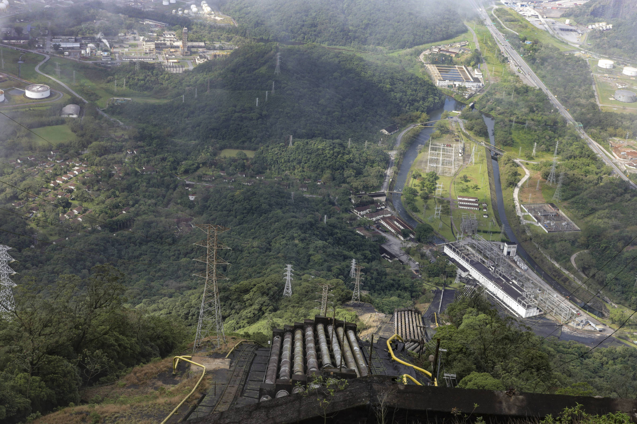 Usinas e reservatórios da Emae em São Paulo