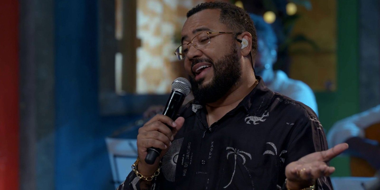 Dudu Nobre e Teresa Cristina no palco do Samba na Gamboa