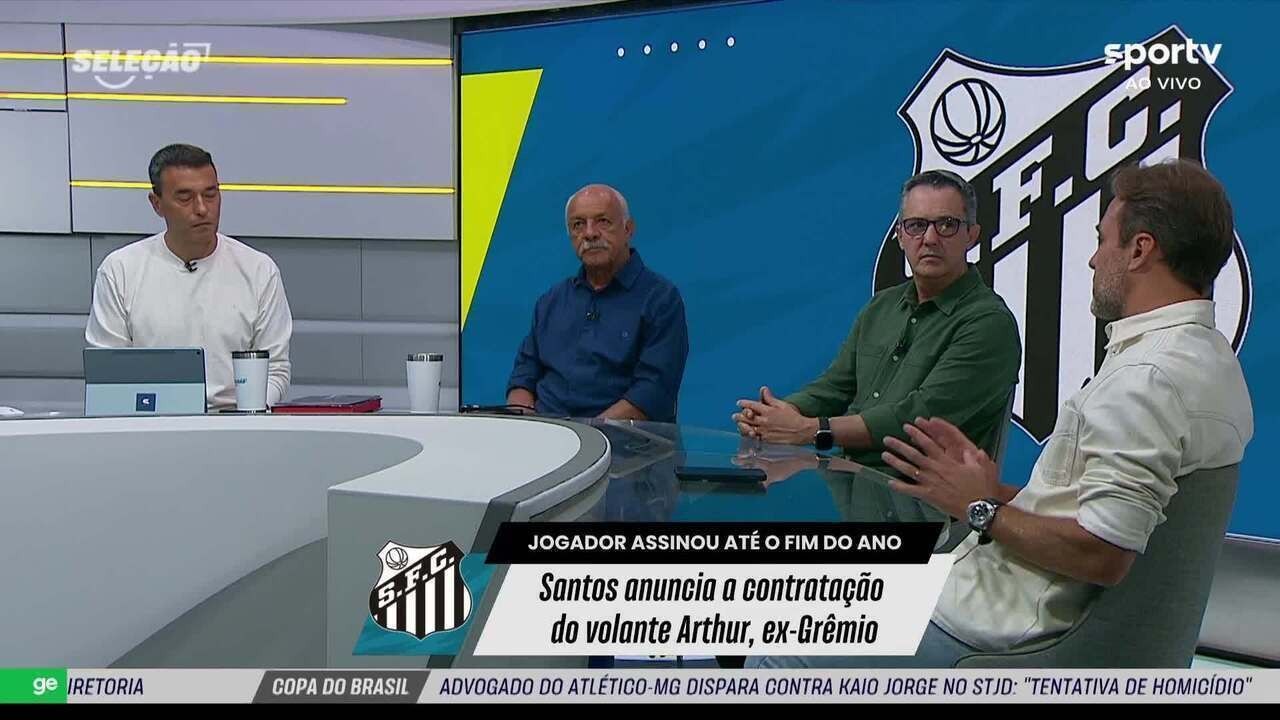 Arthur em apresentação pelo Santos