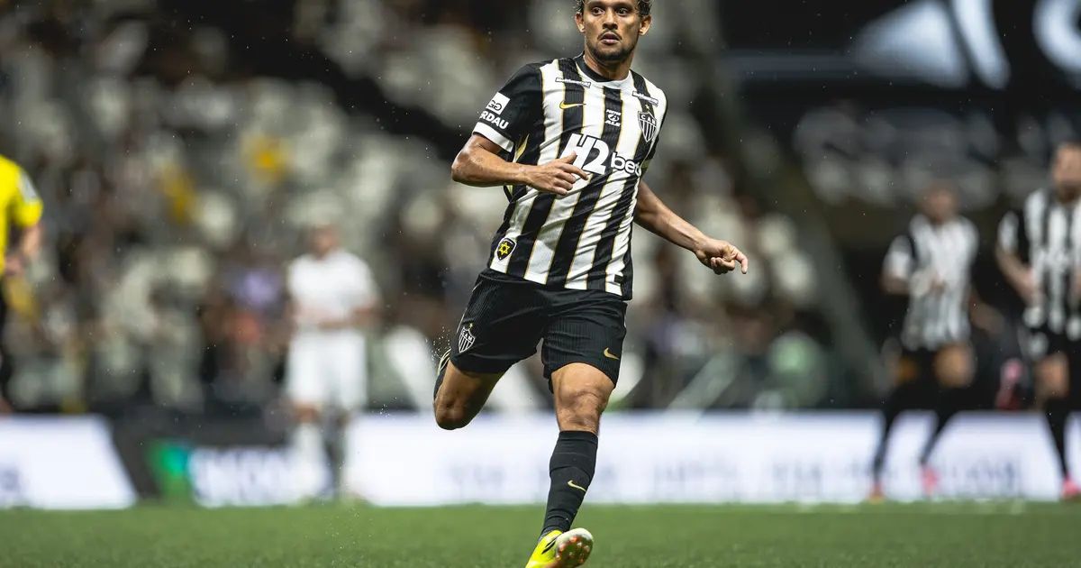 Gustavo Scarpa em treino do Atlético