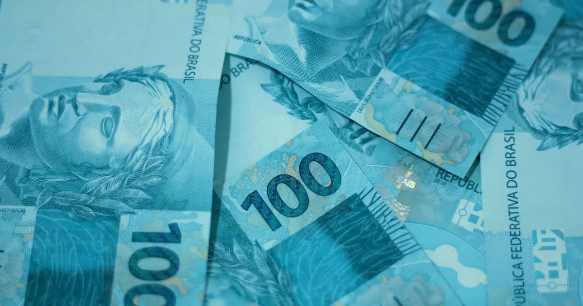Tela com cotações de títulos públicos e índices de juros