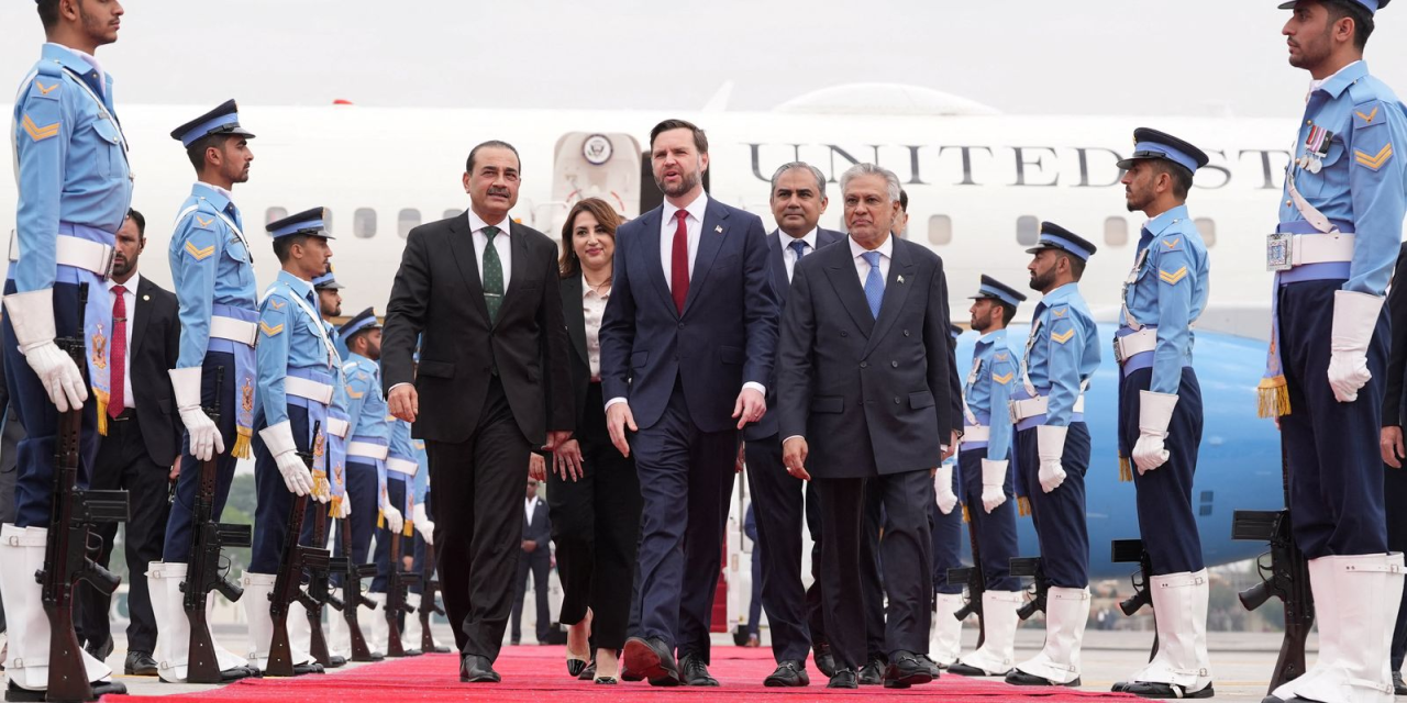 Delegações do Irã e dos EUA em Islamabad