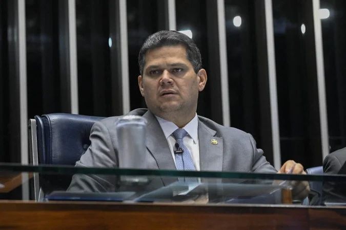 Davi Alcolumbre no plenário do Senado