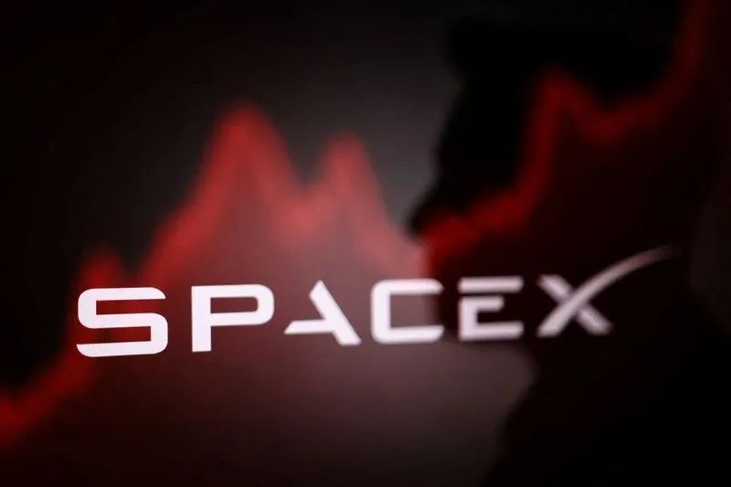 Foguete SpaceX em lançamento