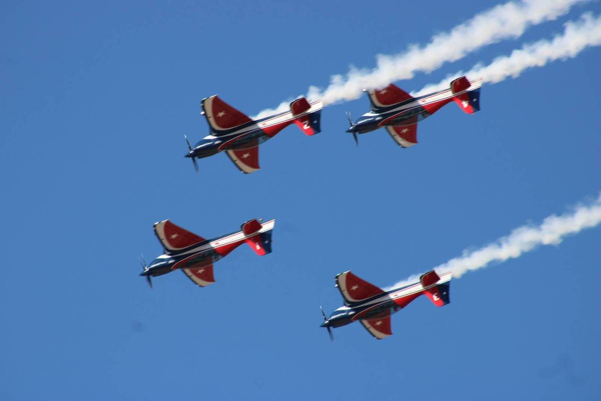 Fotógrafos em ação na Fidae, Santiago