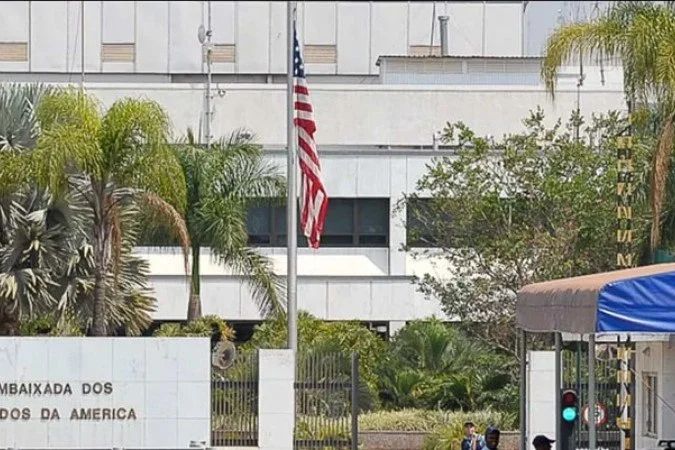 Fachada da Embaixada dos Estados Unidos em Brasília