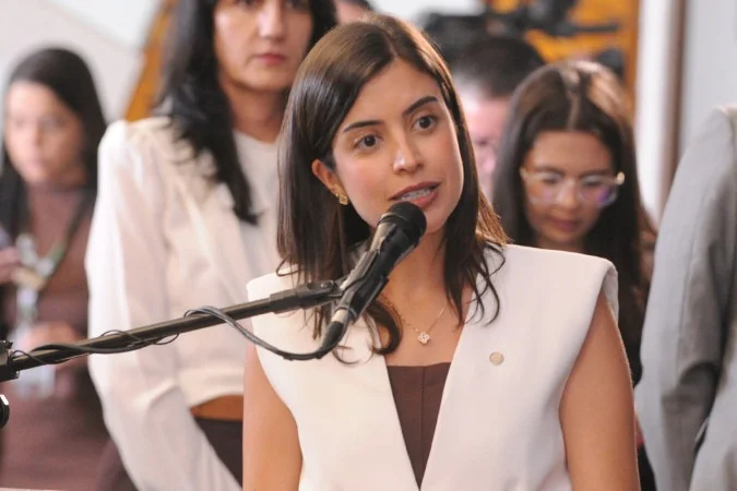 Tabata Amaral na Câmara dos Deputados