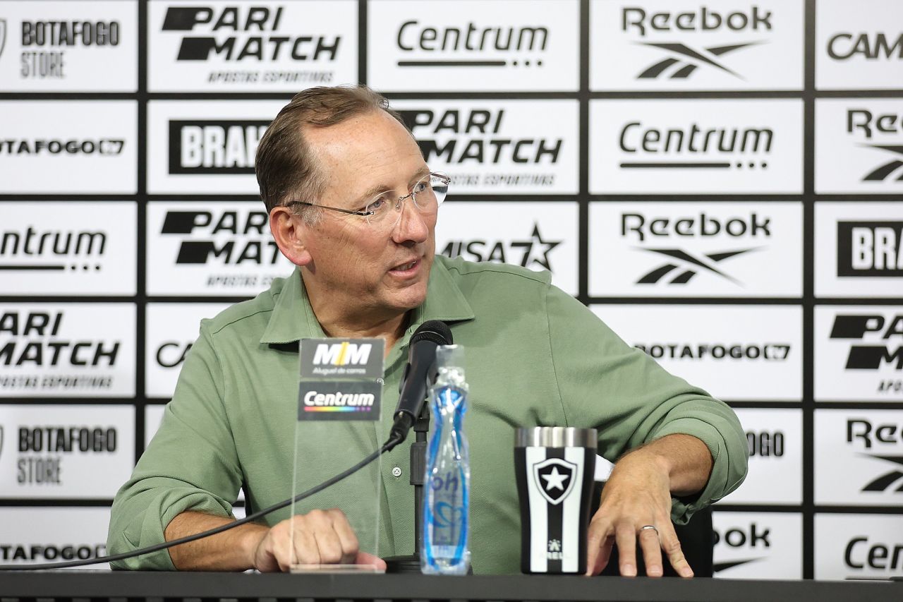 John Textor em entrevista