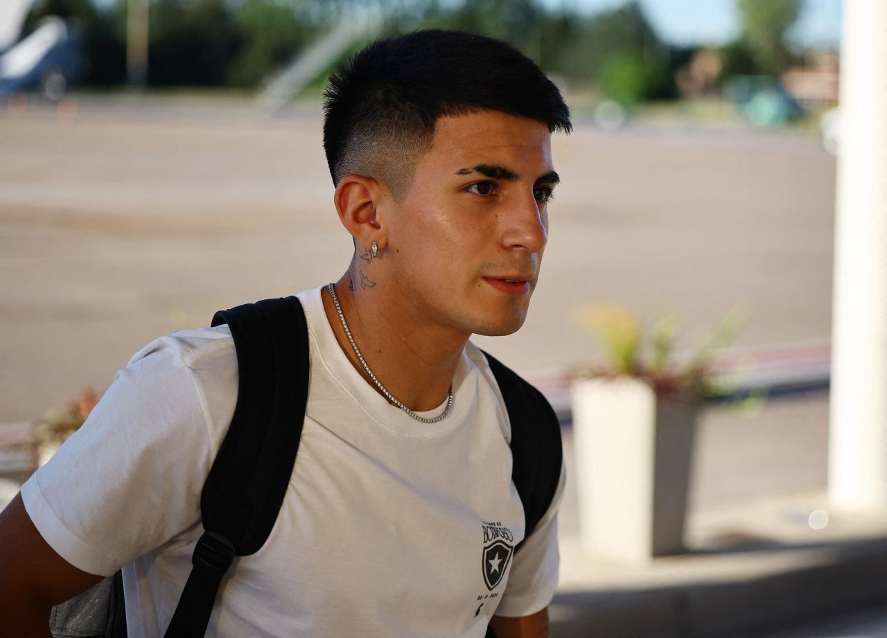 Thiago Almada comemorando gol pelo Atlético de Madrid