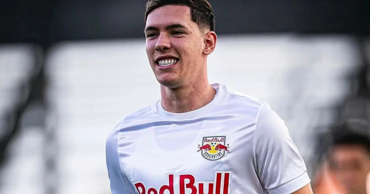 Thiago Borbas desembarcando em Belo Horizonte