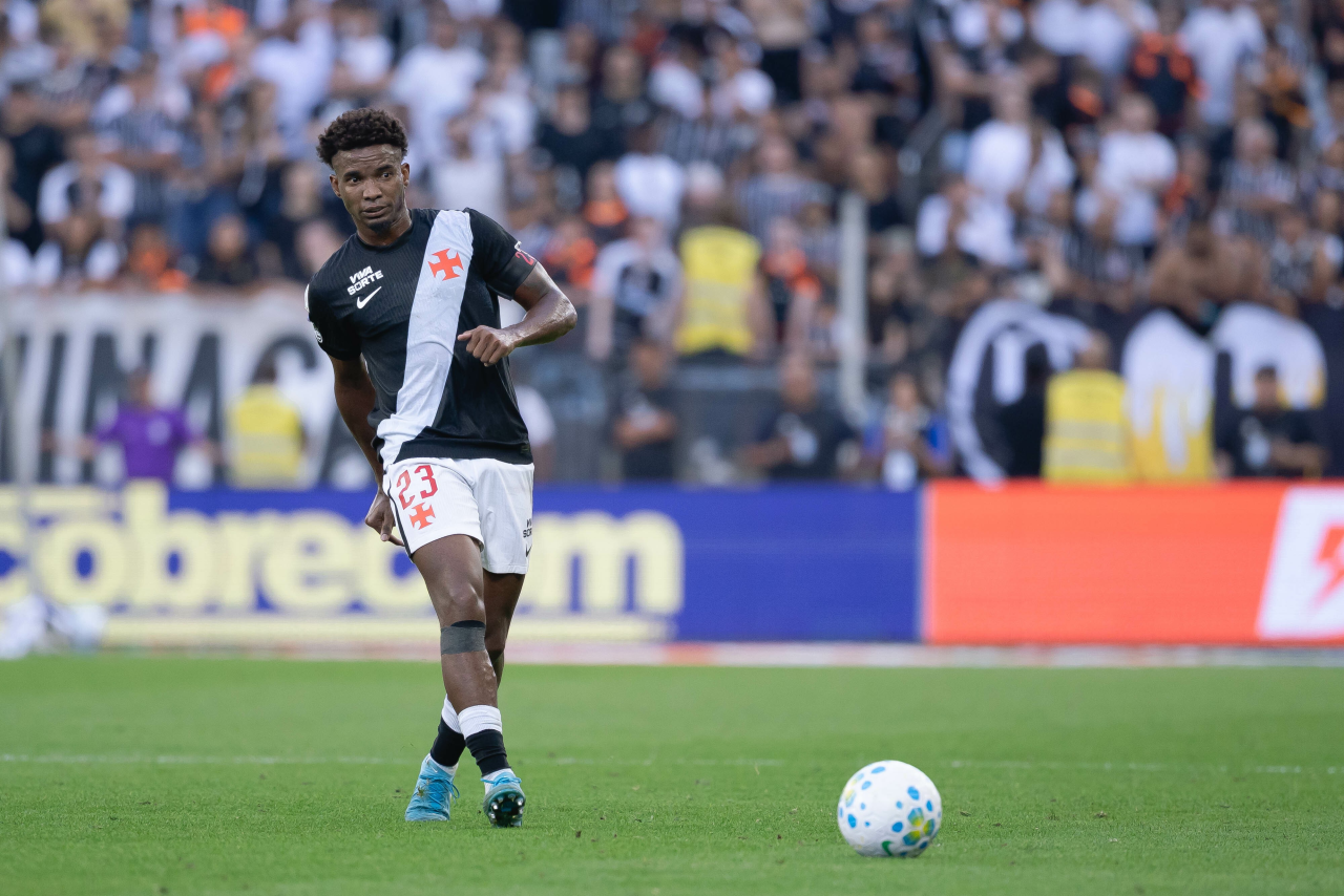 Thiago Mendes após jogo contra o Corinthians
