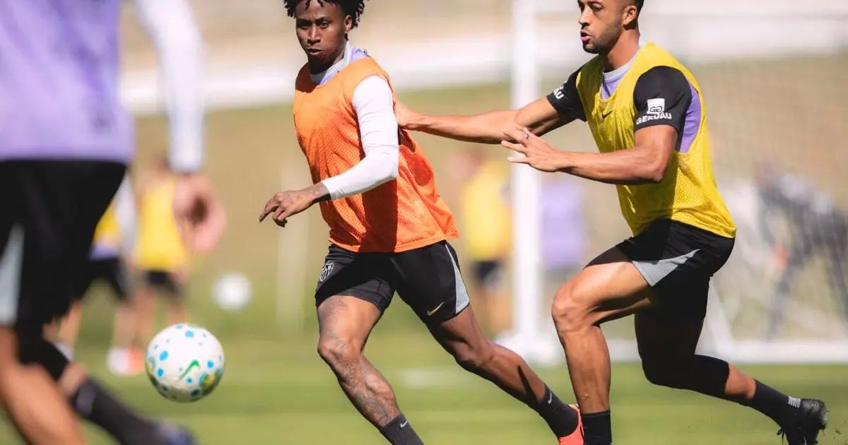 Alan Minda, Ângelo Preciado e Alan Franco no clube