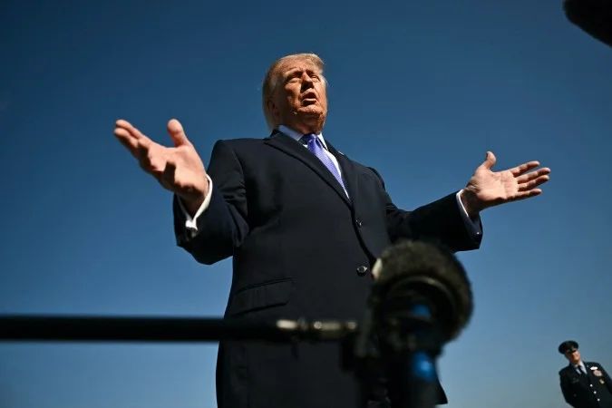 Donald Trump durante declaração pública