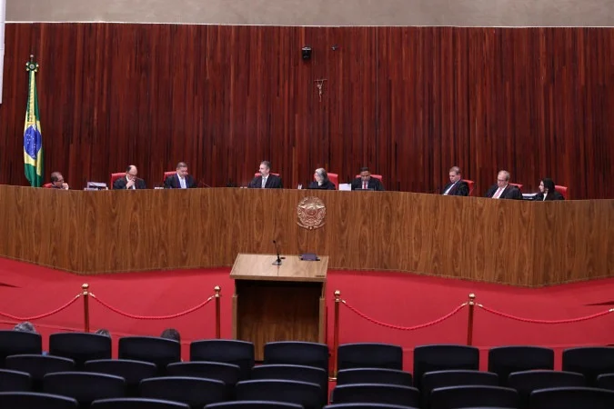Plenário do Tribunal Superior Eleitoral em sessão