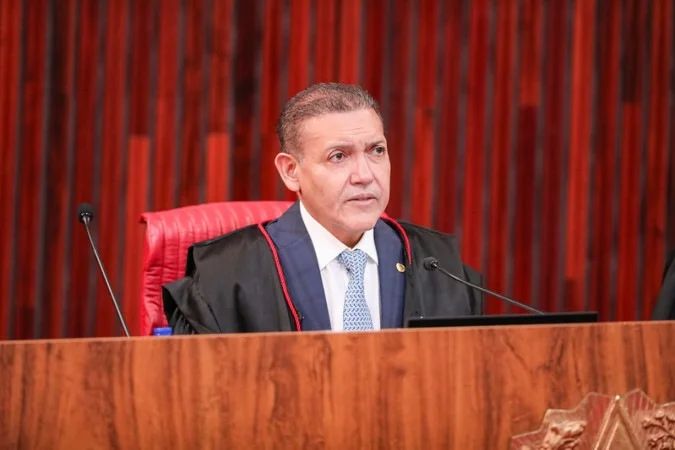 Plenário do Tribunal Superior Eleitoral durante sessão