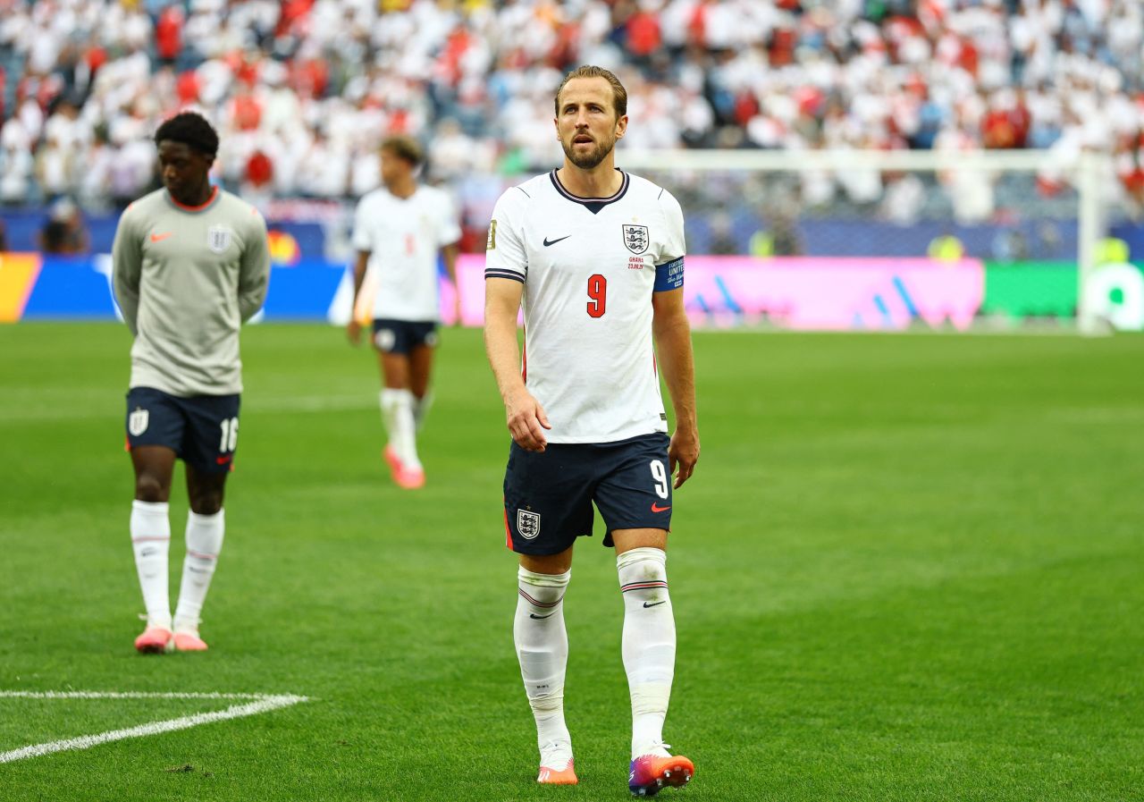 Harry Kane em ação pela seleção da Inglaterra contra Gana