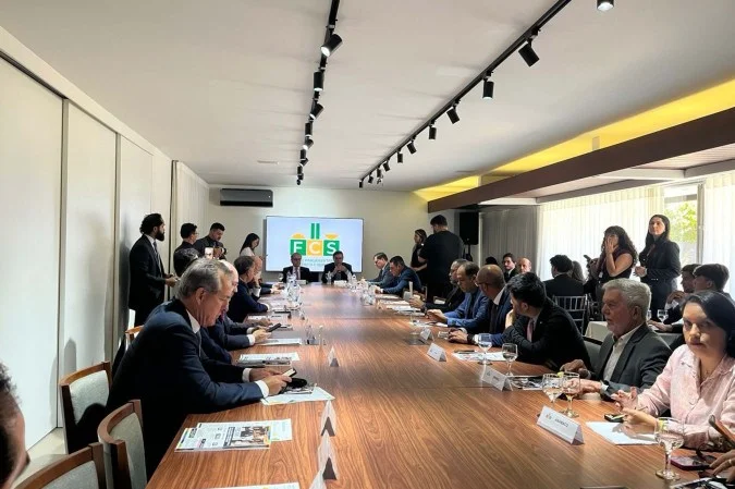 Reunião da Frente Parlamentar debate jornada 6x1