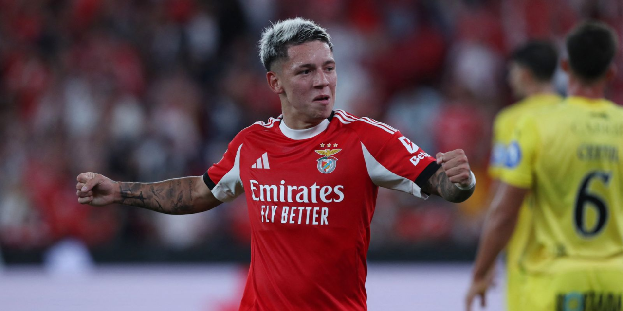 Gianluca Prestianni em partida pelo Benfica