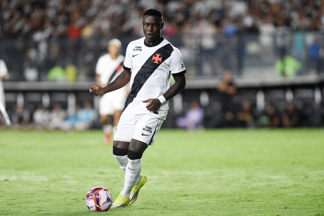 Tchê Tchê em ação pelo Vasco