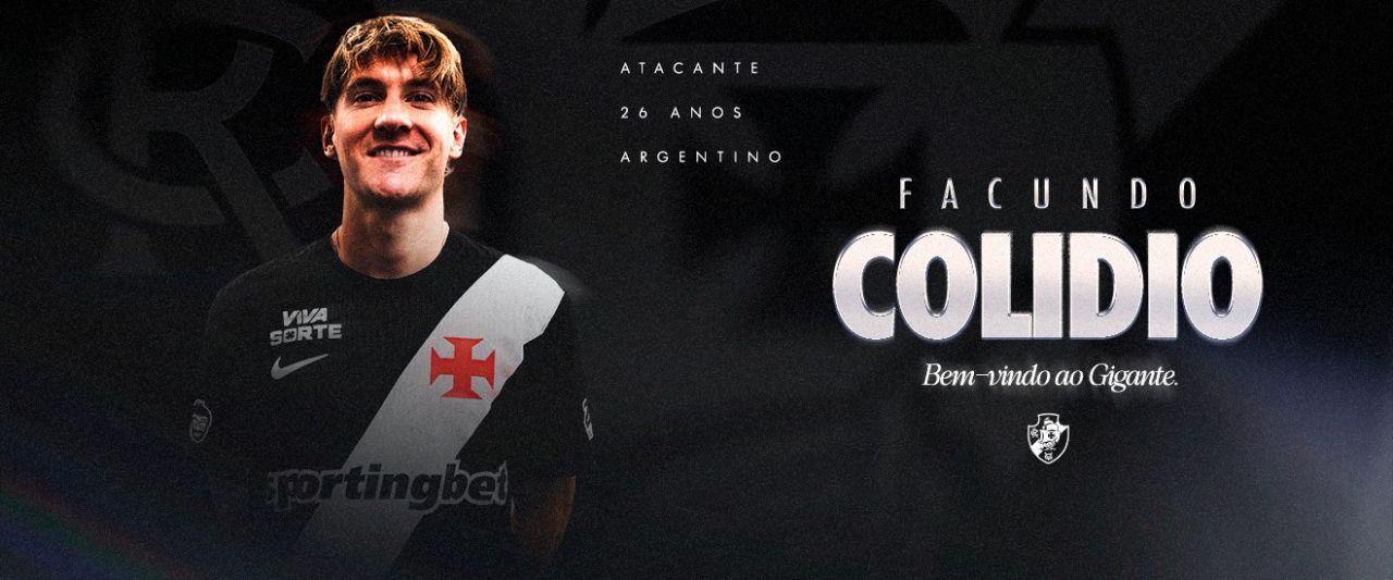 Facundo Colidio posa com a camisa do Vasco após assinar contrato