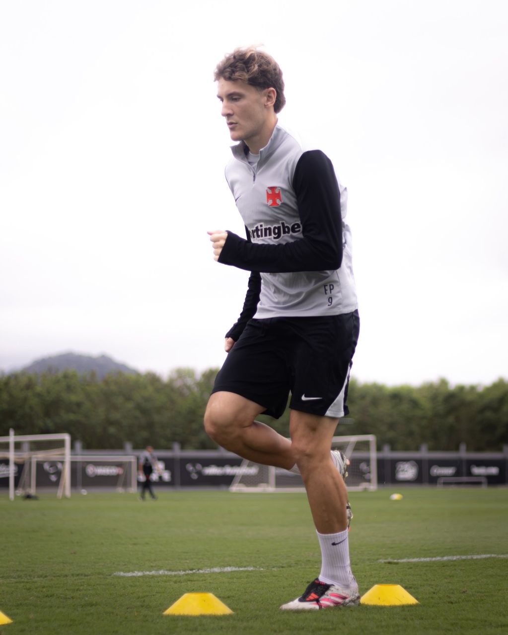 Colidio em treino no CT do Vasco