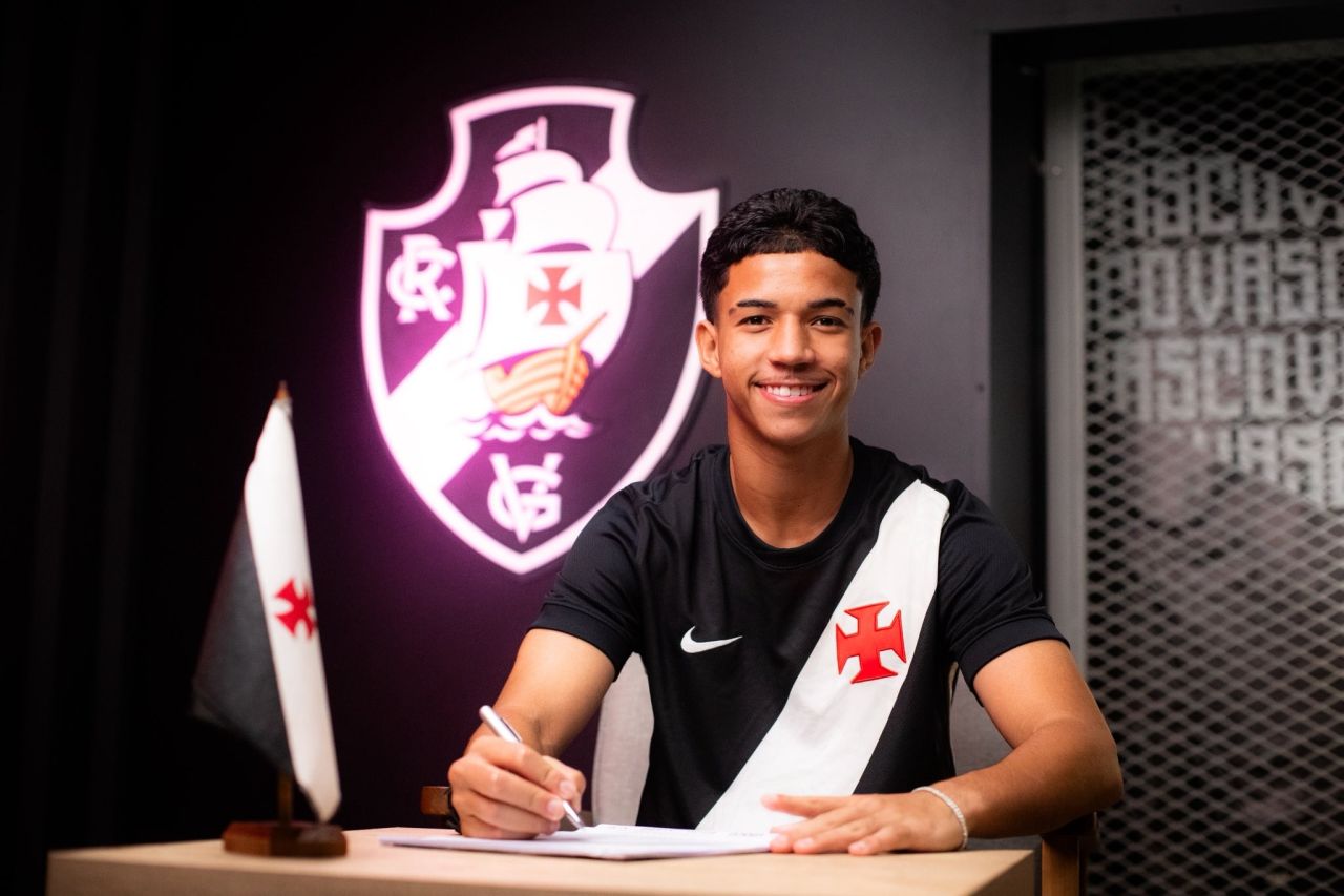 Andrey Fernandes em ação pelo Vasco sub-20