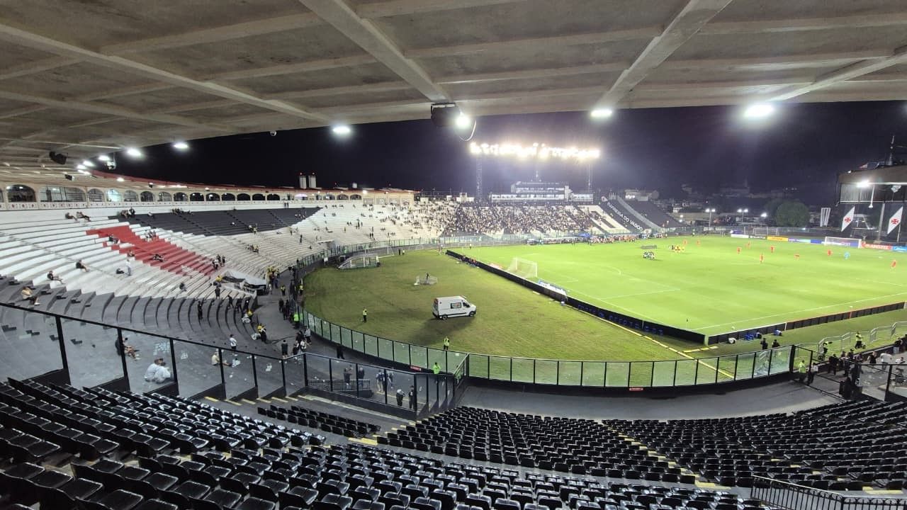 Fachada do estádio de São Januário
