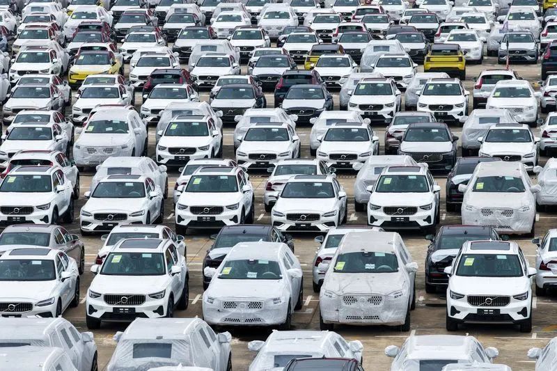 Concessionária de automóveis na China