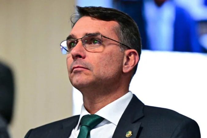 Placas de carne e bandeira da União Europeia