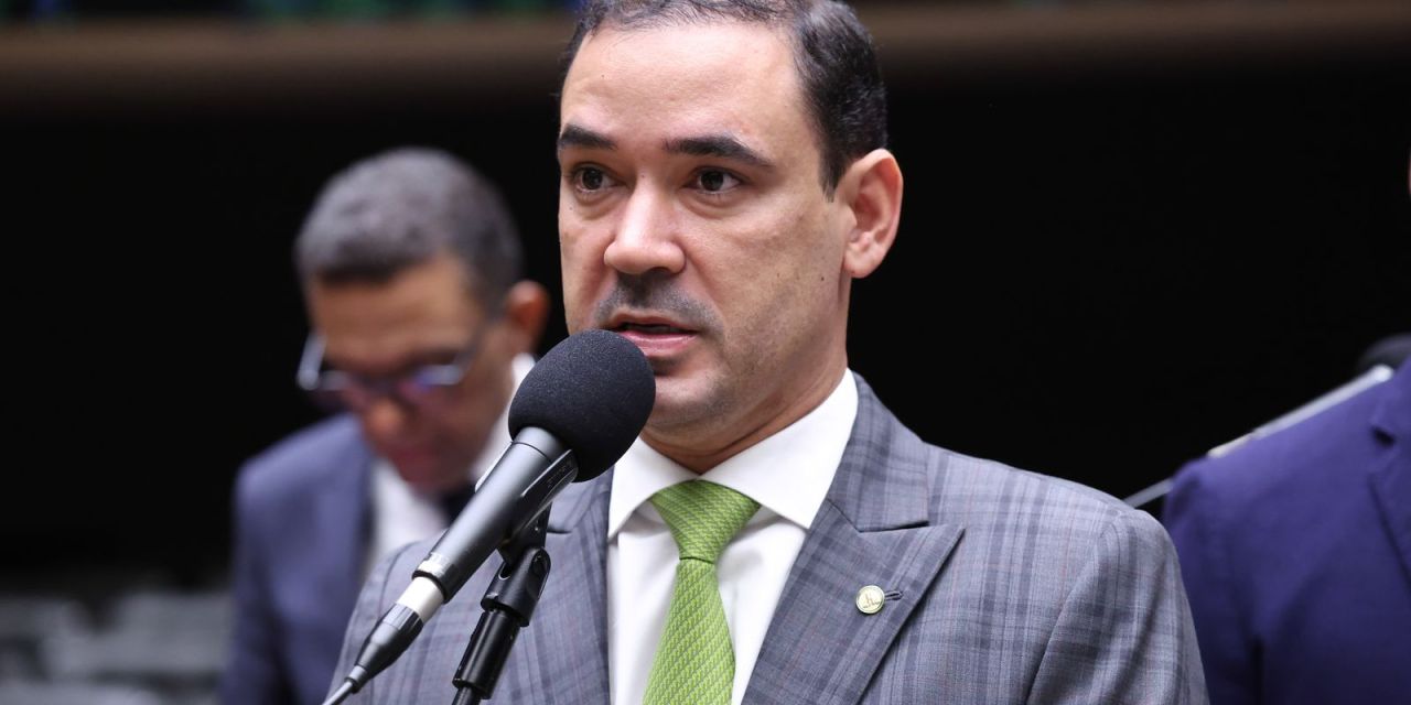 Vicentinho Júnior, eleito governador do Tocantins