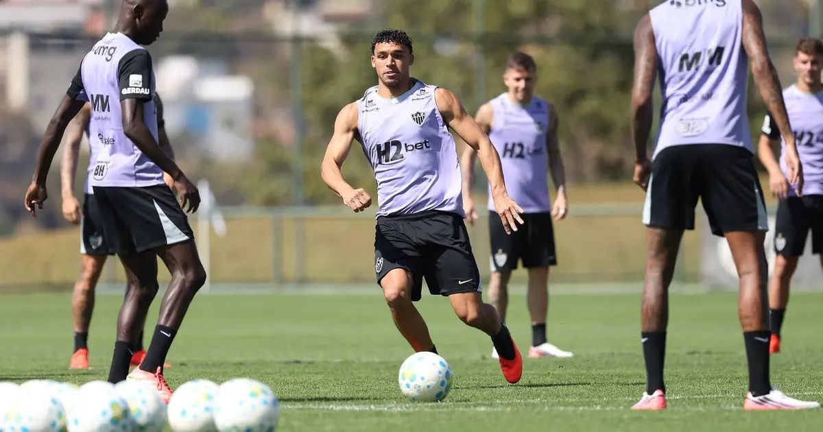 Victor Hugo em ação pelo Atlético-MG