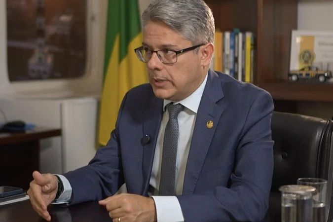Senador Alessandro Vieira