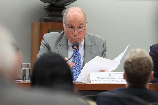 Mauro Vieira em evento da OCDE