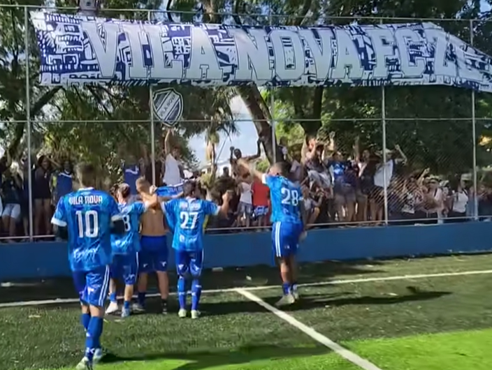 Vila Nova celebra vitória na Copa da Amizade