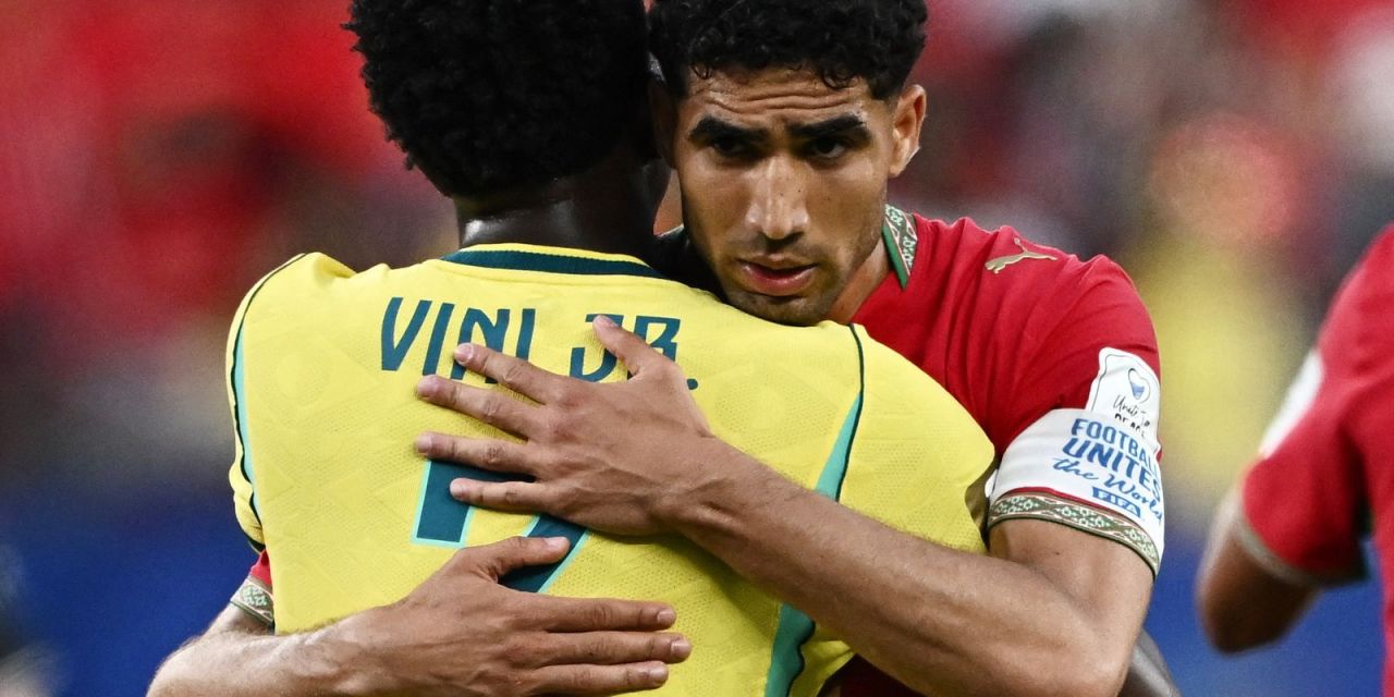 Vinícius Júnior comemora gol contra Marrocos