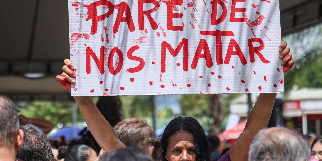 Ativistas entregam relatório sobre violência política de gênero