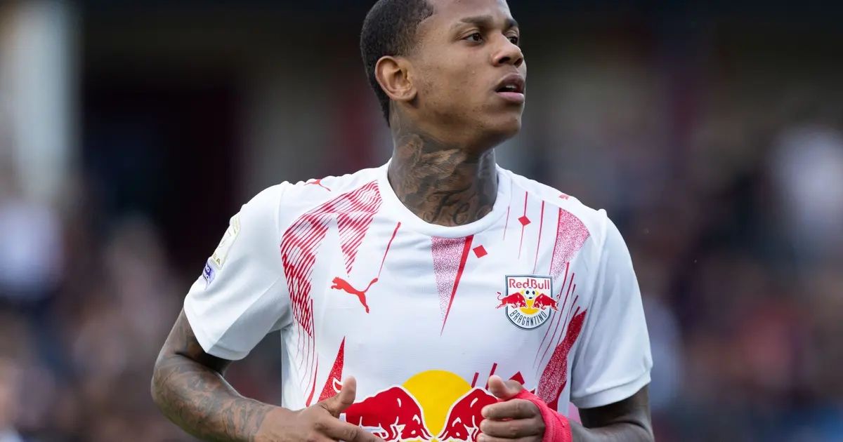 Wallace Yan em ação pelo RB Bragantino