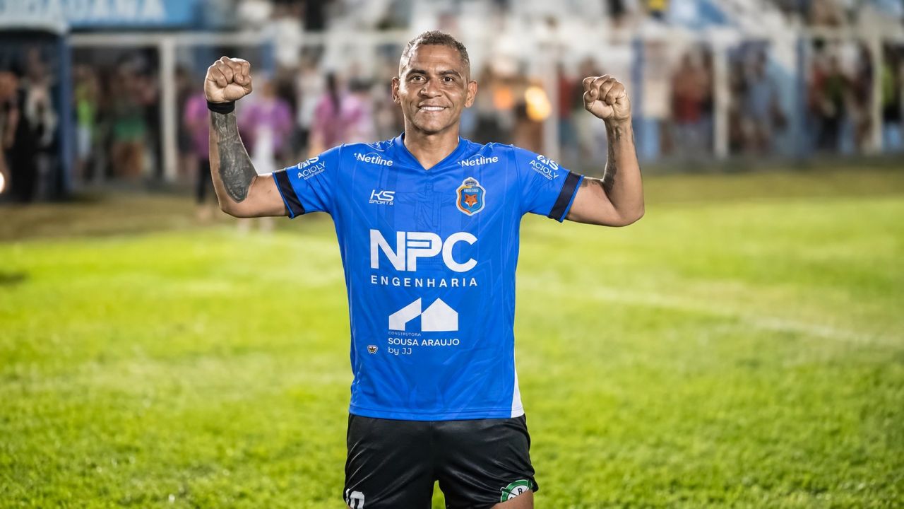 Atacante Walter em ação