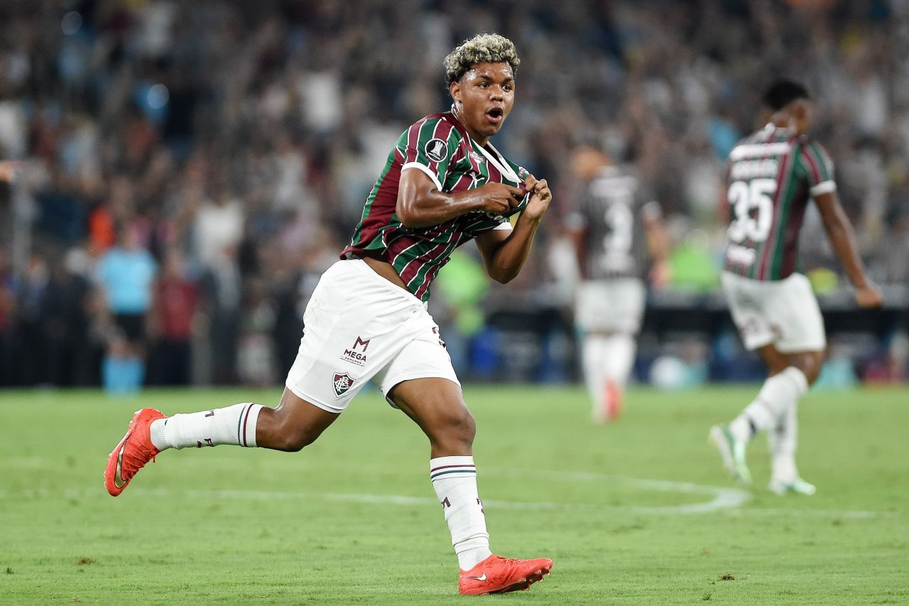 Wesley Natã comemorando gol pelo Fluminense